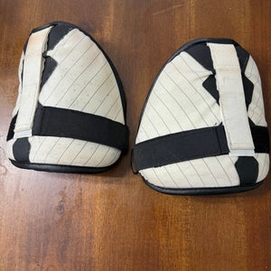 Box bicep pads