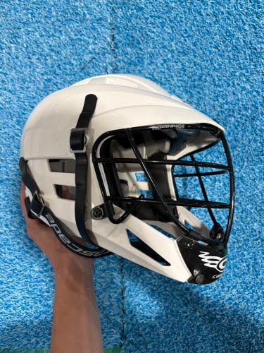 White Youth Cascade Cs Helmet (Used)