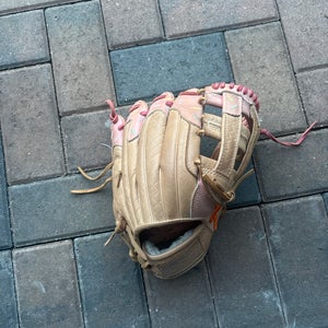 absolutely ridiculous baseball glove