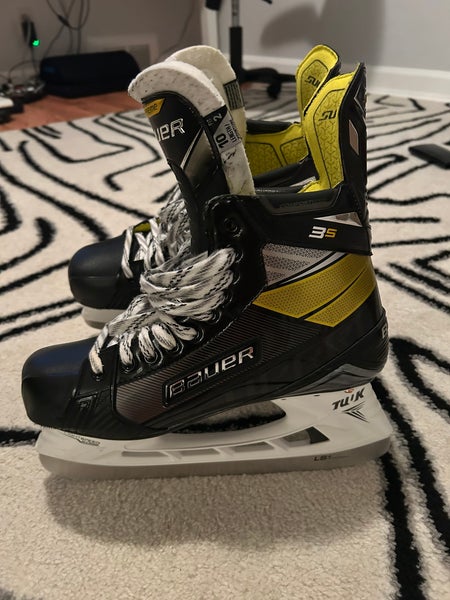 2020 Bauer Supreme 3S Hockey Skates Regular Width  10 (Used)