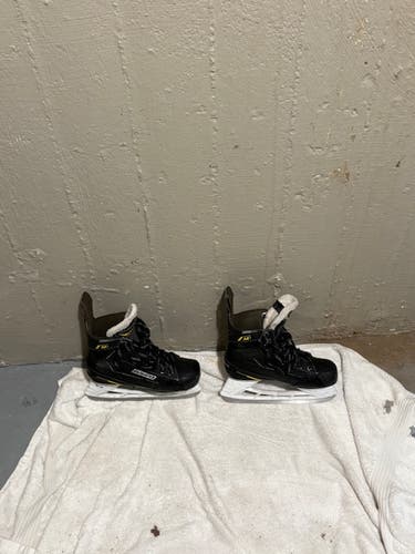 Bauer Supreme M1 Hockey Skates Regular Width (Used)