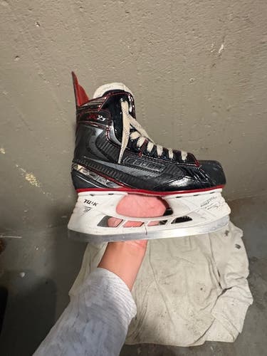 2018 Bauer Vapor x 2.7 Jr. Hockey Skates Regular Width (Used)