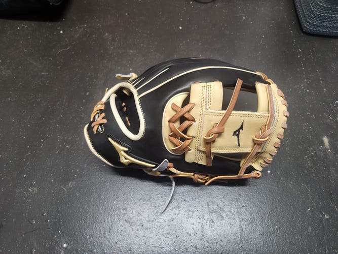 Mizuno RH Infield Pro Select Baseball Glove 11.75" (New)