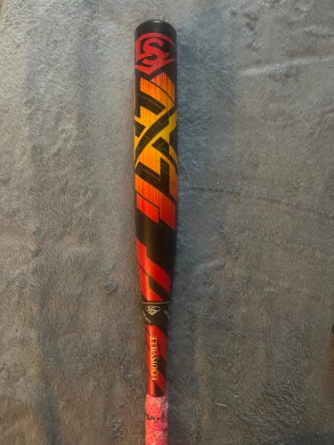 2022 Louisville Slugger LXT