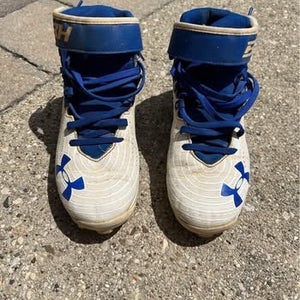 Kid's  Youth Under Armour High Top Bryce harper (Used)