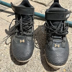 Kid's  Youth Under Armour Bryce harper Molded Cleats (Used)