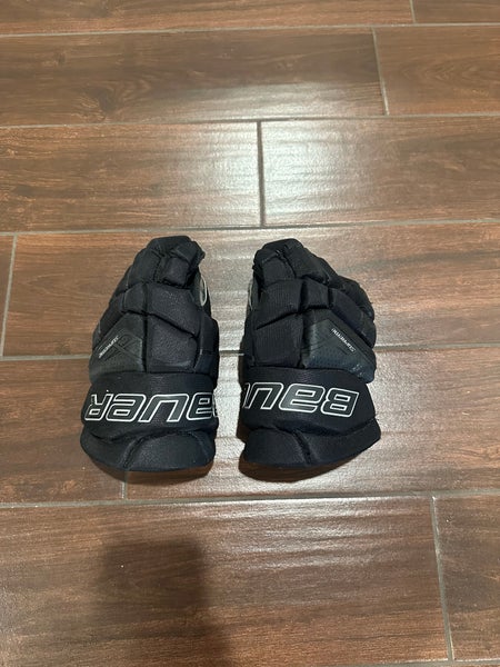 Bauer Supreme 3s Hockey Gloves