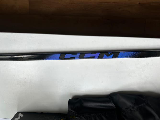Senior CCM RibCor Trigger 10 Pro Right Handed Hockey Stick P29 (New)