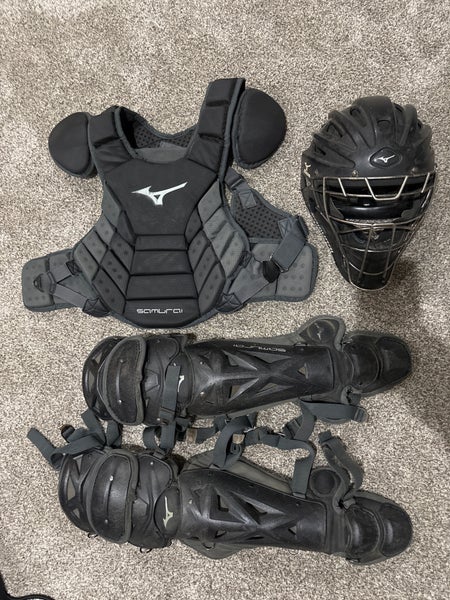 Mizuno Samurai Catcher's Set (Used)