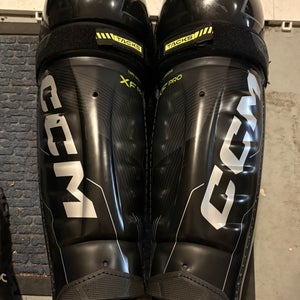 CCM Taxks XF Pro Shin Guard