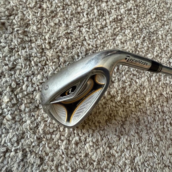 TaylorMade R7 Mens Right Handed Individual 9 Iron Golf Club Stiff Flex