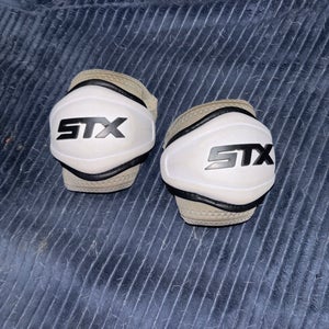 Medium/Large Adult STX Stallion 900 Arm Pads (Used)