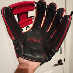 2025 Rawlings RH Infield REV1X Baseball Glove 11.5" (New)