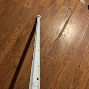 used ECD Carbon 3.0 Attack Lacrosse Shaft in white