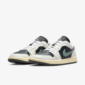 Nike Air Jordan 1 Low DC0774-001 Sneakers Women's 6 Black Lifestyle Shoes FL3926