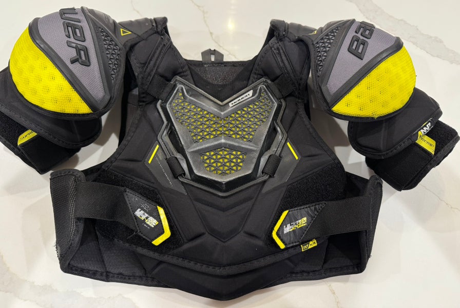 Intermediate Medium Bauer Supreme Ultrasonic Shoulder Pads (Used)