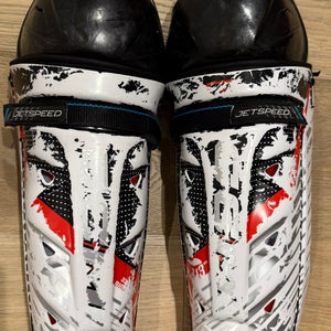 Intermediate CCM 13" FT6 Shin Pads (Used)