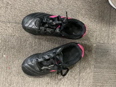 Used Adidas Soccer Cleats Pink Youth 12.5 11614-S000217912