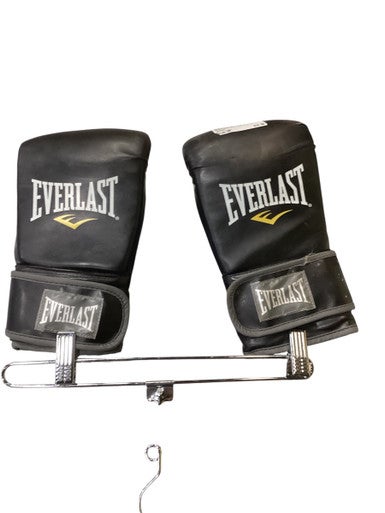 Used Everlast Boxing Gloves Black SM 11884-S000049395