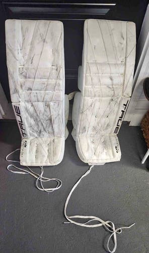 34 + 2" True Catalyst 9X3 Goalie Leg Pads
