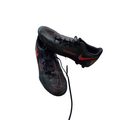 Used Nike PHANTOM GT CLUB Soccer Cleats Black Junior 04 11479-S000399330