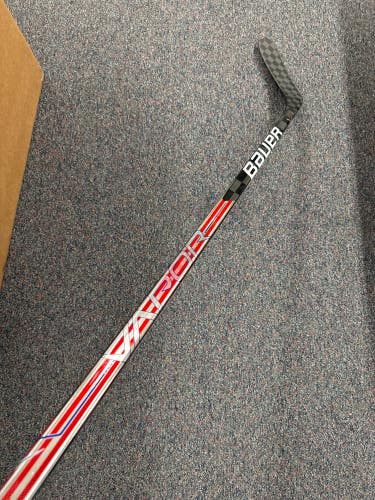 American Flag Junior Bauer Vapor Hyperlite Hockey Stick Left Hand P88 Pro Stock (Used)