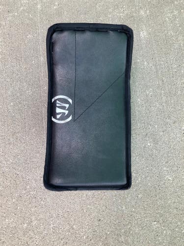 Warrior Ritual G4 Goalie Blocker | Youth Regular