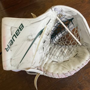 Bauer Ultrasonic Skinned as Hyperlite Goalie Glove