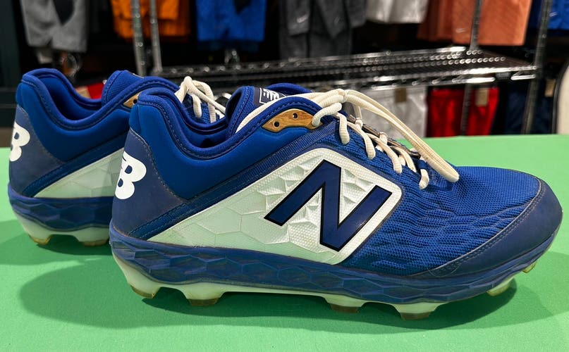 Blue Men's Size M 15.0 (W.16.0) Adult New Balance 3000v4 Low Top Footwear Molded Cleats (Used)
