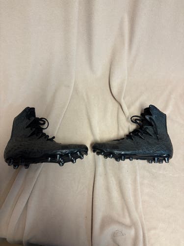 Black Men's Size M 9.0 (W 10.0) Adult Under Armour High Top Molded Cleats (Used)