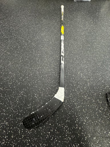 Used CCM TACKS VECTOR PRO Senior One Piece Left 60 Flex 11849-S000029752