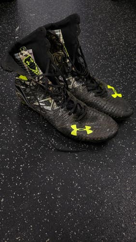 Used Under Armour Adult FB Cleats Red Senior 13 11849-S000029827