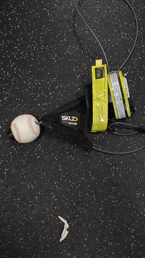 Used SKLZ HIT A WAY BB/SB Training Aid 11849-S000029732