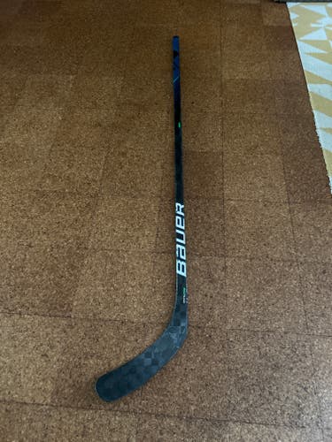 Senior Bauer Nexus Geo Right Handed Hockey Stick P92 (Used)*Refurbished*