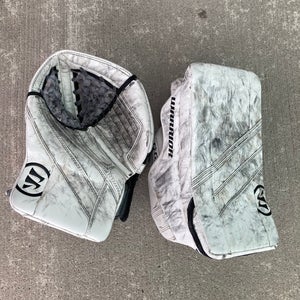 Warrior Ritual G4 Goalie Glove & Blocker Regular | Size: Intermediate