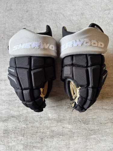 Pro Stock 14” Sherwood Rekker Element Pro Gloves