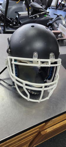 Used Schutt YOUTH LG FB Helmet Black LG 11497-S000150580