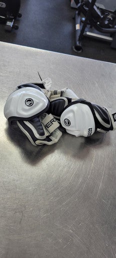 Used Maverik ELBOW Lacrosse Arm Pads/Guards None MD 11497-S000150542