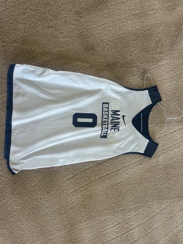Adult Unisex Large Nike Jersey (New)