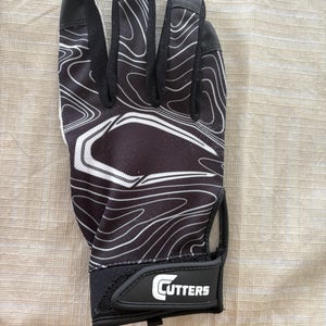 Cutters Receiving glove (one glove not pair.  Right glove)