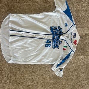 White Adult Unisex Large/Extra Large  Jersey (Used)