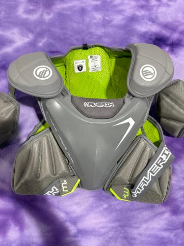 Small Adult Maverik MX Shoulder Pads (Used)