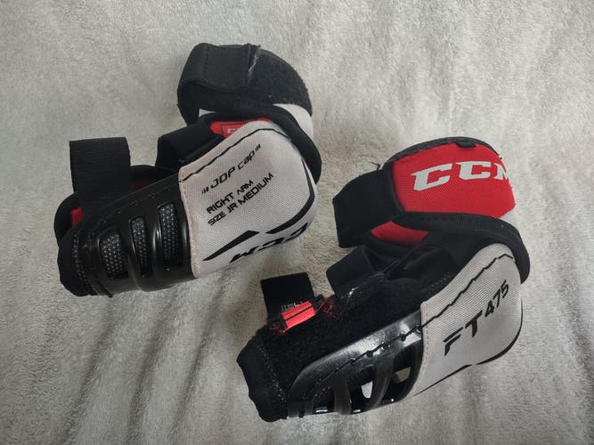 Junior Medium CCM Jetspeed FT475 Elbow Pads (Used)