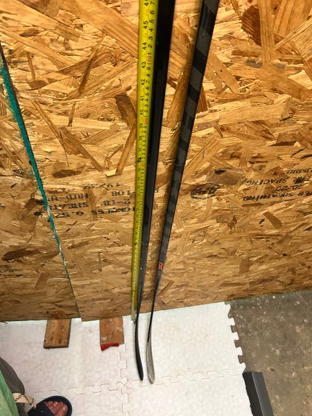 Senior Styled Right Handed Hockey Stick P88 (Used)*repaired*