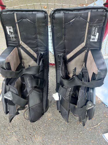 33"  Bauer Supreme M5 Pro Goalie Leg Pads (Used)