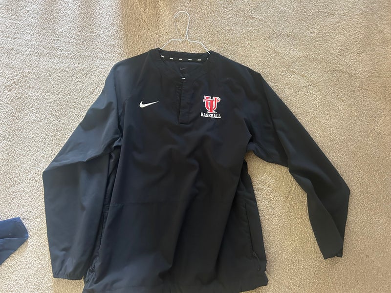 Black Adult Unisex XL Nike Sweatshirt (Used)
