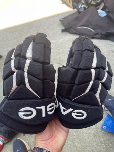 Eagle Talon Gloves 13" (Used)
