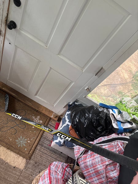 Senior CCM Super Tacks 2.0 Right Handed Hockey Stick P28 Pro Stock (Used)