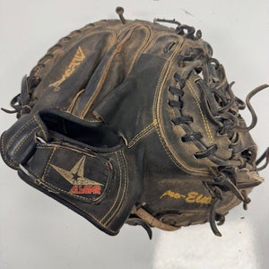 Easton RH Catcher's Glove 33.5" (Used)