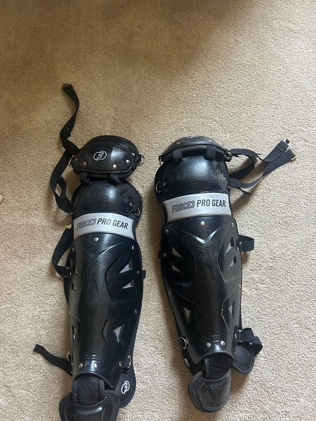 Catcher's Leg Guard (Used)